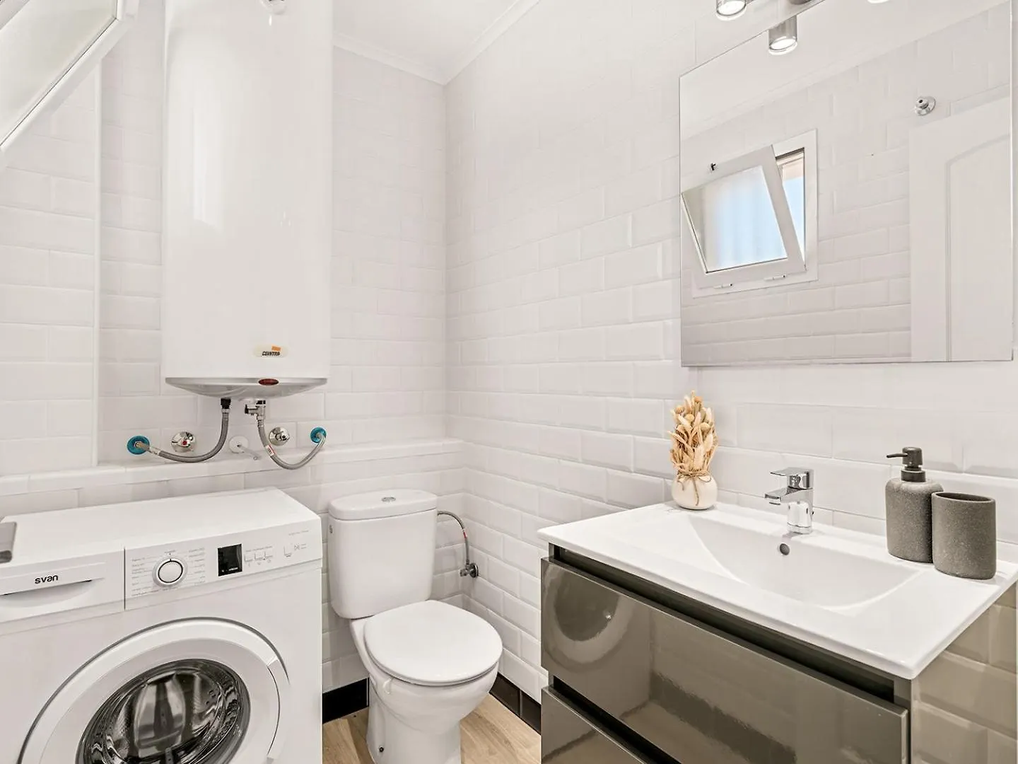 Modernes Ferienappartement  Manilva 0*,  Spain